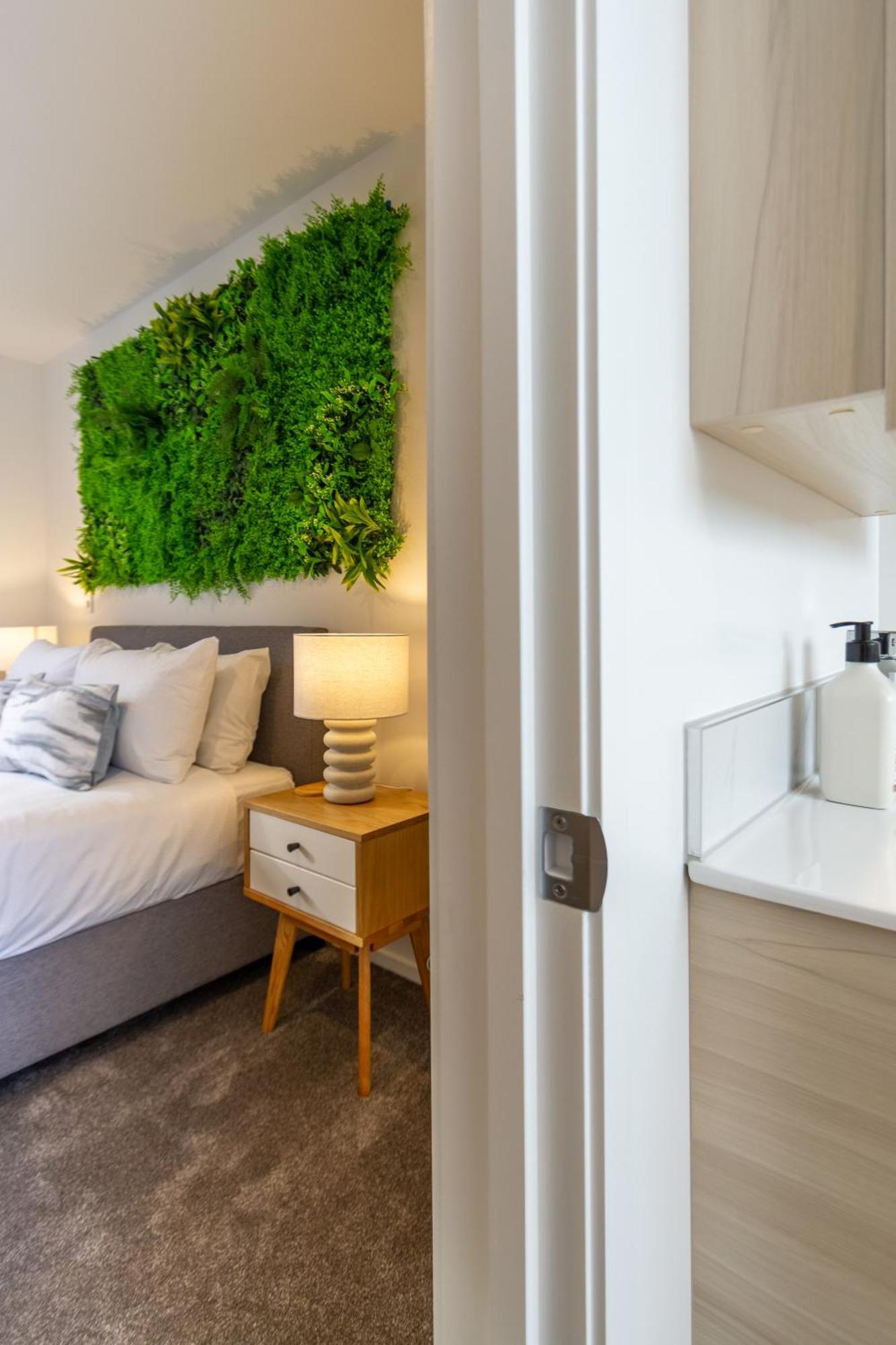 Cashel Street Hideaway 2 Bed 2 Bath Daire Christchurch Dış mekan fotoğraf